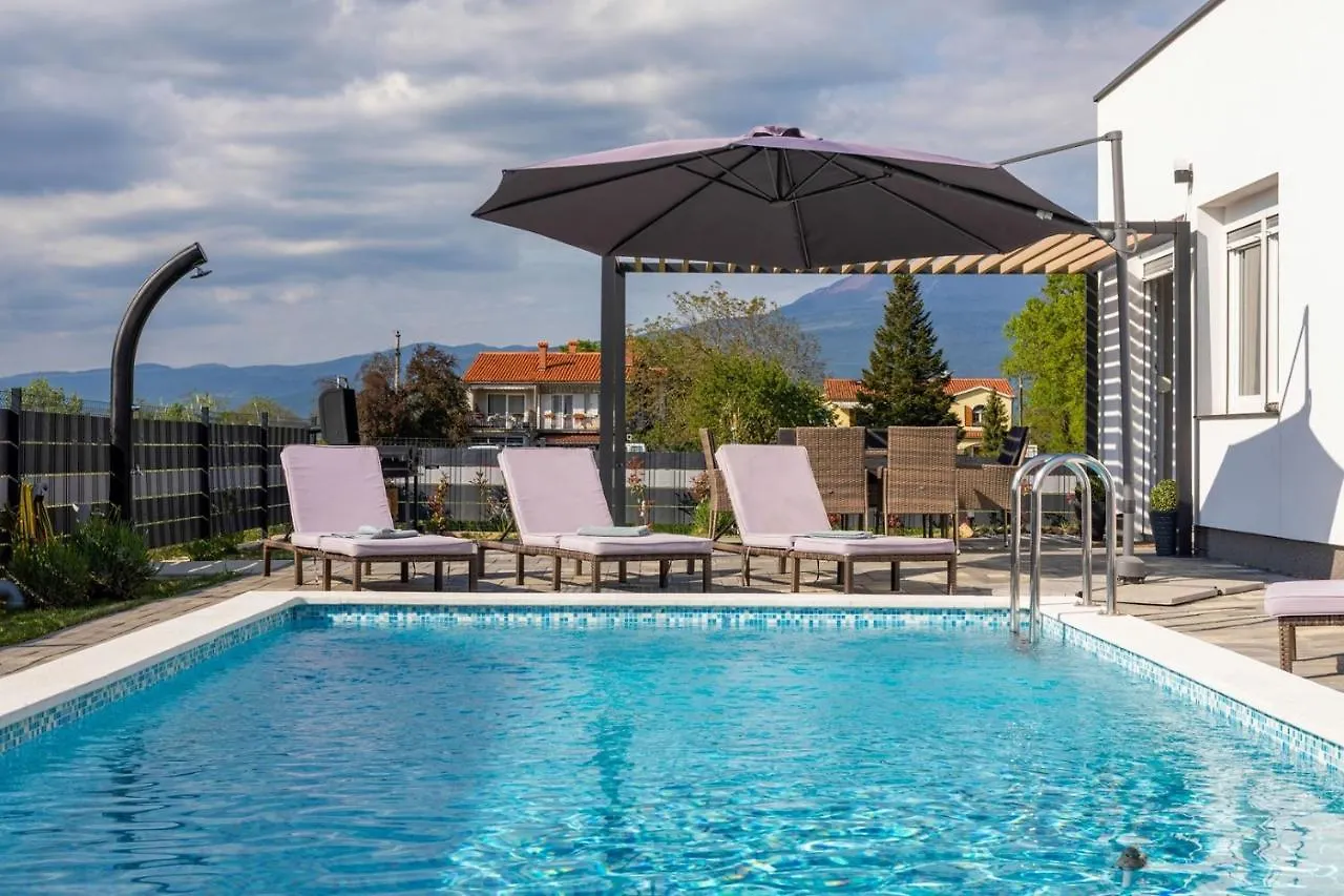 Villa Blue Lagoon - Private Pool And Whirlpool Kršan